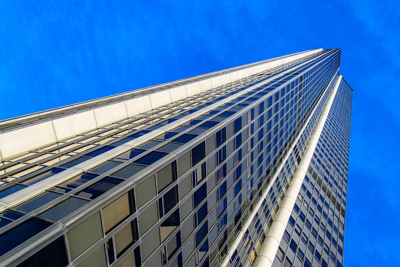 Montparnasse Households Feel the Squeeze as CAC 40 Slips and Global Sell-Off Deepens