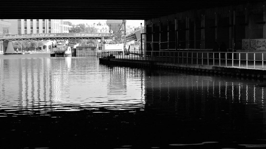 Île-de-France invests regional funds into Canal Saint-Martin maintenance projects.