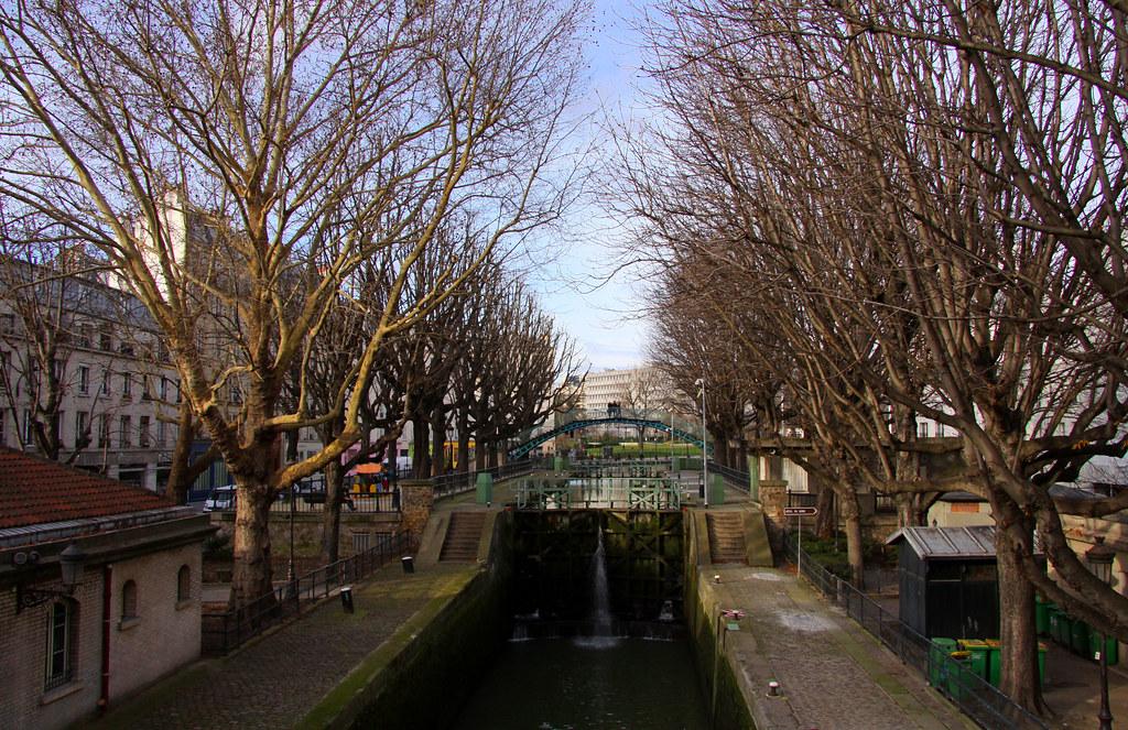 Canal Saint Martin Faces Crucial Choices on Neighborhood Development