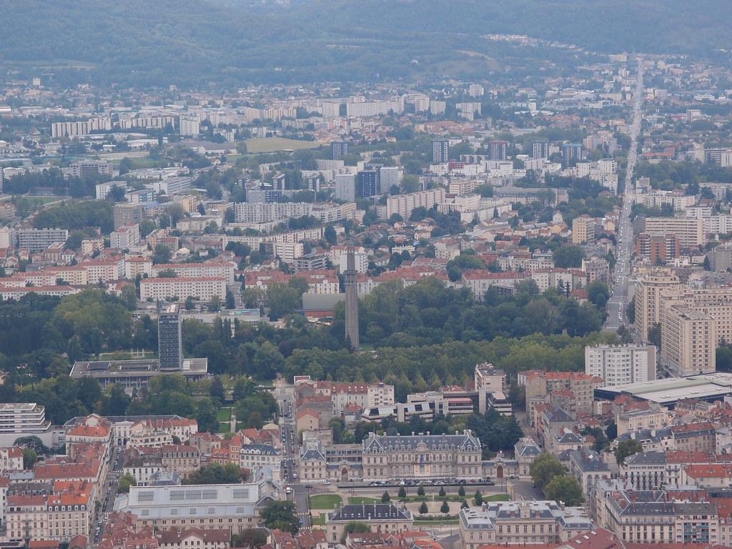 Bastille's Eastern Paris Location Attracts Buyers Seeking Accessibility and Character