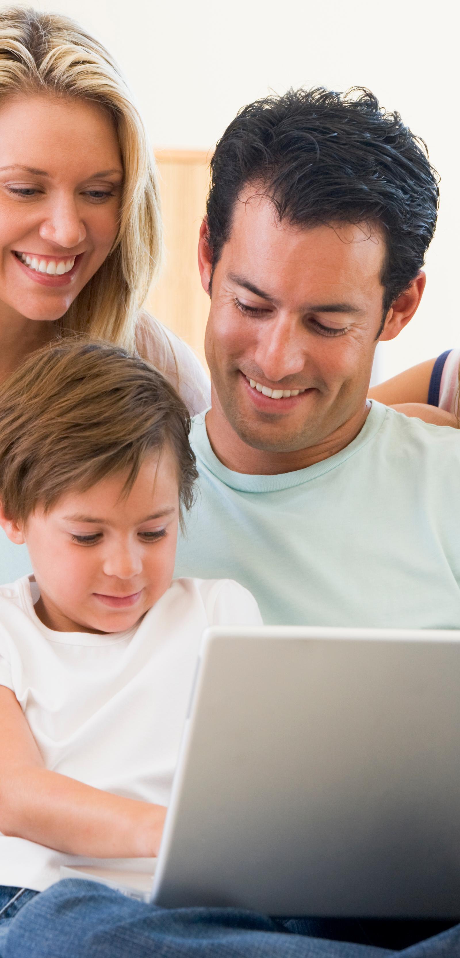 Bastille Parents Navigate City Living With Specialized Workspaces, Literary Venues